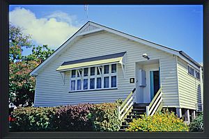 Gladstone Central State School, Block B (1999).jpg