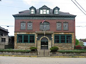 Godwin-Knowles House, East Liverpool