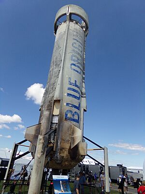 New Shepard booster at Oshkosh Airventure 2017 02 (36143645465)