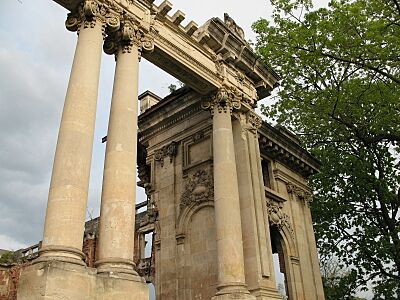 Palatul Cantacuzino Florești (detaliu arhitectural)