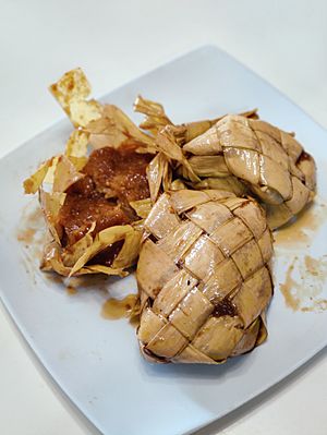 Patupat or Sinambong, a Philippine dessert