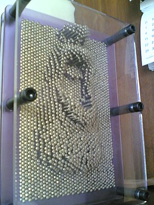Pin art, Flickr