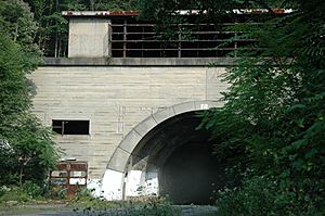 Sideling Hill Tunnel, western portal