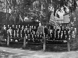 1912 reunion of 120th New York Regiment at Old Dutch Church, Kingston