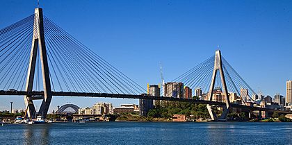 Anzac Bridge and Sydney harbour Bridge from Glebe Point.jpg