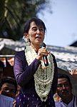 Aung San Suu Kyi gives speech