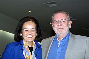 Hahn & Mra Teresa Herreros