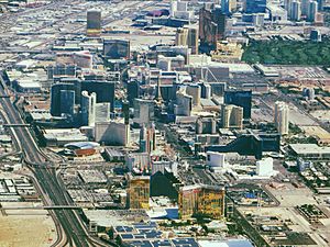 Las Vegas Strip, Las Vegas, Nevada (18009987788)