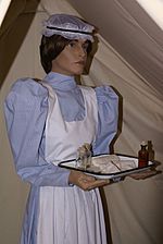 Nurse uniform in 1900