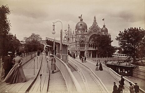 Plateforme mobile, station du pont des Invalides