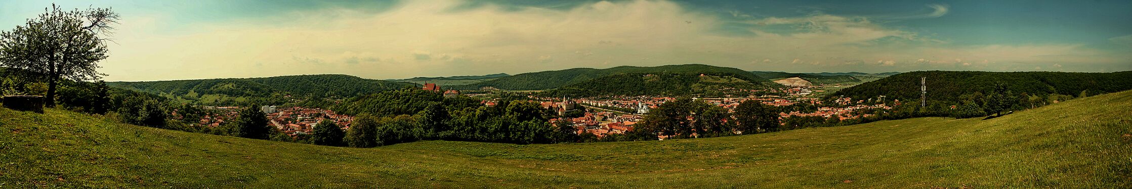 Sighisoara de pe lunca postii by blackasmodeus