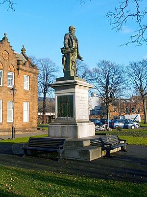 Statue of Peter Denny - geograph.org.uk - 2192493