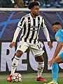 Weston McKennie vs Zenit 2021-10-20 (cropped)