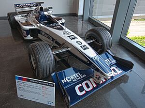 Williams FW22 (41178827730).jpg