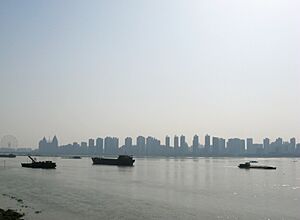 赣江，南昌 NanChang, JiangXi Province 22-04-12 - panoramio