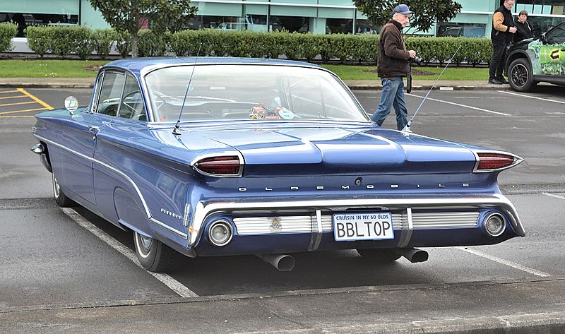 1960 Oldsmobile 88 (15257636257)
