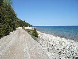 2007.05.17 45 Road Dyers Head Cabot Head Ontario