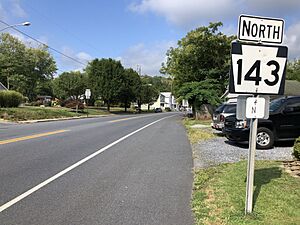 2022-08-30 10 14 23 View north along Pennsylvania State Route 143 (Chestnut Street) at Old Route 22 in Lenhartsville, Berks County, Pennsylvania