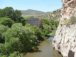 Ayres Natural Bridge power house