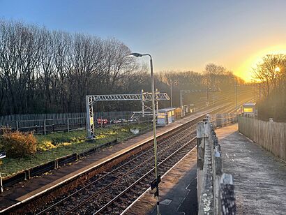 Clifton railway station, Greater Manchester, November 2023.jpg