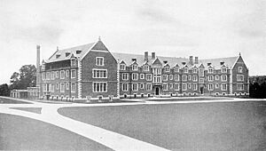 Department of Public Education State of Maryland. Forty-Ninth Annual Report Showing Condition of the Public Schools of Maryland for the Year Ending July 31st, 1915. (1916) (14582037719)