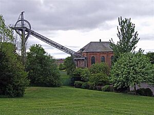F Pit Museum