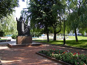 Francysk Skaryna statue in Lida