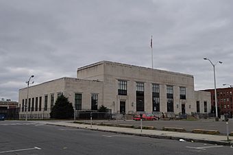 Holyoke, MA - central post office 01.jpg