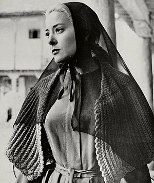 Silvia Pinal publicity photo for Viridiana (1961) (cropped).jpg
