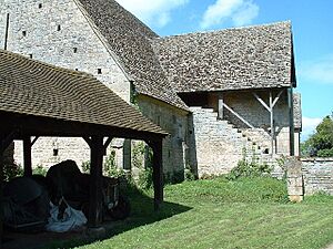 Tithe Barn at Bredon - geograph.org.uk - 7039
