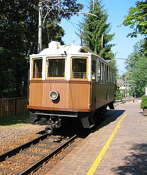 Train Oberbozen