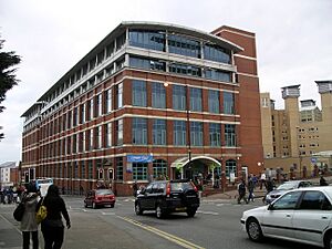 William Morris building, Coventry University