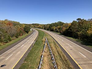 2022-10-14 12 13 13 View north along Pennsylvania State Route 611 (Doylestown Bypass) from the overpass for Pennsylvania State Route 313 (Swamp Road) in Plumstead Township, Bucks County, Pennsylvania