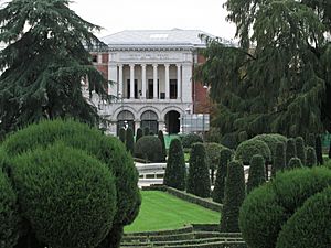 Buen Retiro Cason del Buen Retiro01