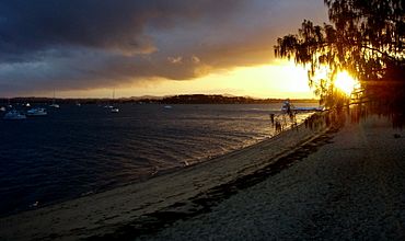 Coochiemudlo-Beach-Sunset.jpg