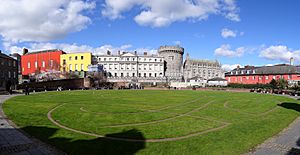 Dublin-Castle-Green-Park-2012