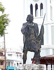 Estatua de Cristóbal Colón en Aguada, Puerto Rico