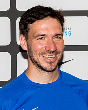 Felix Neureuther - 2022236170831 2022-08-24 Champions for Charity - Sven - 1D X MK II - 0218 - AK8I2575 (cropped).jpg