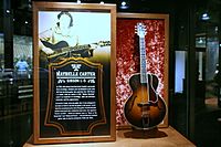 Gibson L-5 (1928), Maybelle Carter, CMHF