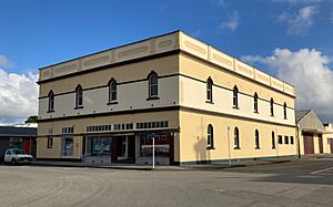 Hokitika MRD 01