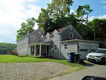 House on Park Drive, Oswegatchie Historic District, Waterford, CT.JPG