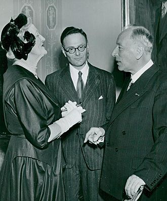 Lady Churchill, Hans Krebs, Frits Zernike 1953