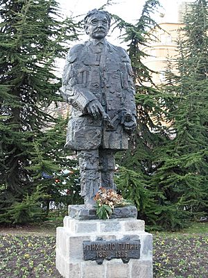 Statua Mihajla Pupina u Novom Sadu