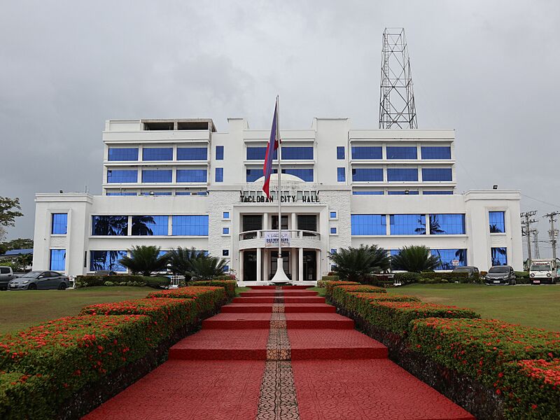 Tacloban City Hall (Magsaysay Blvd., Tacloban, Leyte; 09-08-2022)