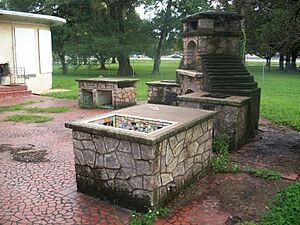 Tampa Guida House entertain01