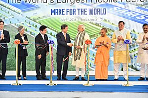 The Prime Minister, Shri Narendra Modi and the President of the Republic of South Korea, Mr. Moon Jae-in jointly inaugurating the Samsung manufacturing plant, World’s Largest Mobile Factory, in Noida, Uttar Pradesh (2)
