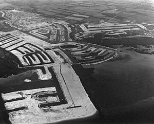 1959 Looking Southeast at Apollo Beach