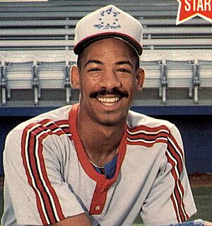 1988 Grand Slam - Derek Bell (cropped).jpg