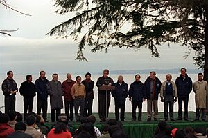 APEC Summit 1993 - Leaders' Group Photo (1)