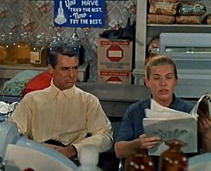 Cary Grant-Kathleen Freeman in Houseboat trailer